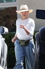 CAMERON DIAZ Shopping for Easter Supplies in Montecito 04/19/2025