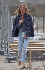 CAT DEELEY on a Family Easter Trip on Holiday in Marbella 04/10/2025