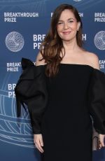 DREW BARRYMORE at 11th Breakthrough Prize Ceremony at Barker Hangar 04/05/2025
