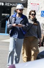 ELIZABETH OLSEN and Robbie Arnett Visited a Local Bookstore 04/04/2025
