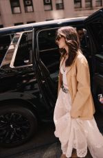 ELLA HUNT - Ralph Lauren show for Harper