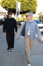 EMMA CHAMBERLAIN and Peter McPoland Out Shopping in West Hollywood 04/26/2025