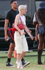 EMMA CHAMBERLAIN Out at Coachella Valley Music and Arts Festival 04/12/2025