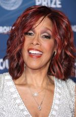 GAYLE KING at 11th Breakthrough Prize Ceremony at Barker Hangar 04/05/2025