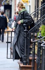 GIGI HADID Leaves Bradley Cooper