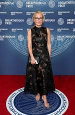 GILLIAN ANDERSON at 11th Breakthrough Prize Ceremony at Barker Hangar 04/05/2025