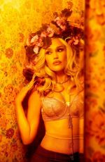 GWEN STEFANI for Flower Week, March 2025