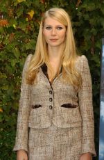 GWYNETH PALTROW at Sky Captain and the World of Tomorrow Photocall in Madrid 2004
