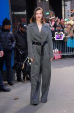 HAILEE STEINFELD Arrives at Good Morning America in New York 04/02/2025