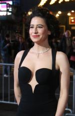 ILANA GLAZER at The Good Night, and Good Luck Opening Night Cast Red Carpet in New York 04/03/2025