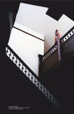 ISABELA MERCED in L