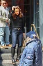 JENNIFER GARNER Out in New York 04/24/2025