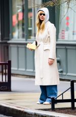 JENNIFER LAWRENCE Out and About in New York 04/03/2025