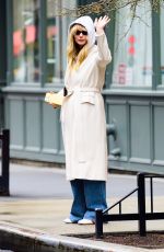 JENNIFER LAWRENCE Out and About in New York 04/03/2025