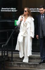 JENNIFER LOPEZ Films Scenes for Office Romance with Bradley Whitford and Brett Goldstein in Hoboken 04/07/2025