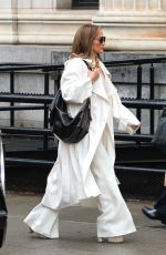 JENNIFER LOPEZ Films Scenes for Office Romance with Bradley Whitford and Brett Goldstein in Hoboken 04/07/2025