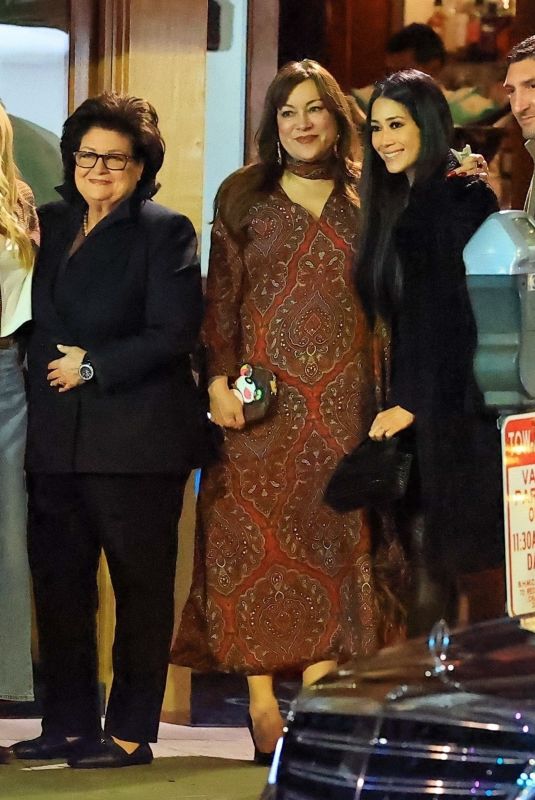 JENNIFER TILLY Out for Dinner with Friends at Cipriani in Beverly Hills 04/18/2025