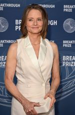 JODIE FOSTER at 11th Breakthrough Prize Ceremony at Barker Hangar 04/05/2025