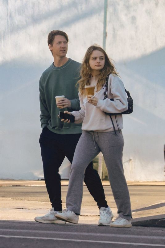 JOEY KING and Steven Piet Grab Breakfast and Coffee to Go in Los Feliz 04/14/2025