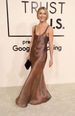 JULIANNE HOUGH at Fashion Trust U.S. Awards 2025 in Los Angeles 04/08/2025