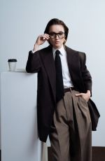 KAITLYN DEVER for ELLE USA, April 2025