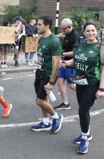 KELLY BROOK Running London Marathon in London 04/27/2025