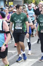 KELLY BROOK Running London Marathon in London 04/27/2025