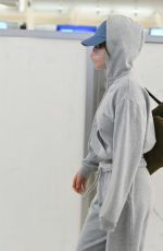 KENDALL JENNER Arrives at JFK Airport in New York City 04/22/2025