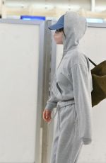 KENDALL JENNER Arrives at JFK Airport in New York City 04/22/2025