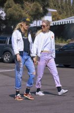 KRISTEN STEWART and DYLAN MEYER Having Kunch in Silver Lake 04/14/2025