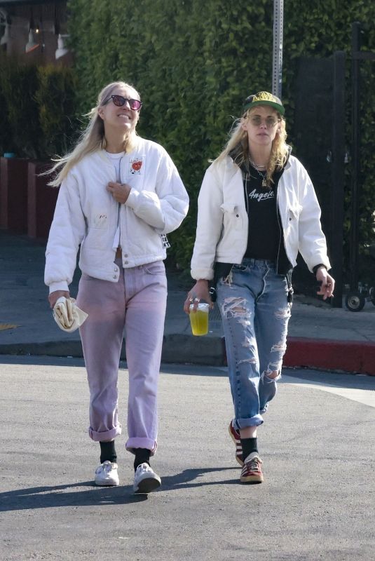 KRISTEN STEWART and DYLAN MEYER Having Kunch in Silver Lake 04/14/2025