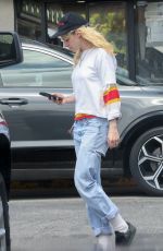 KRISTEN STEWART Out for Lunch with Friends at Troy