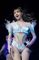 LALISA MANOBAL Performs at 2nd Weekend of Coachella Valley Music and Arts Festival in Indio 04/18/2025