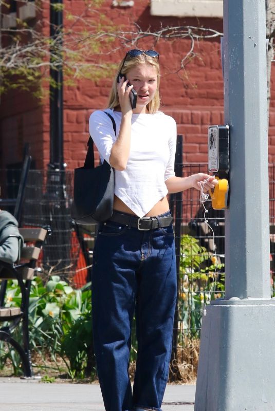 LILA GRACE MOSS Goes Makeup-free at a Park in New York City 04/23/2025