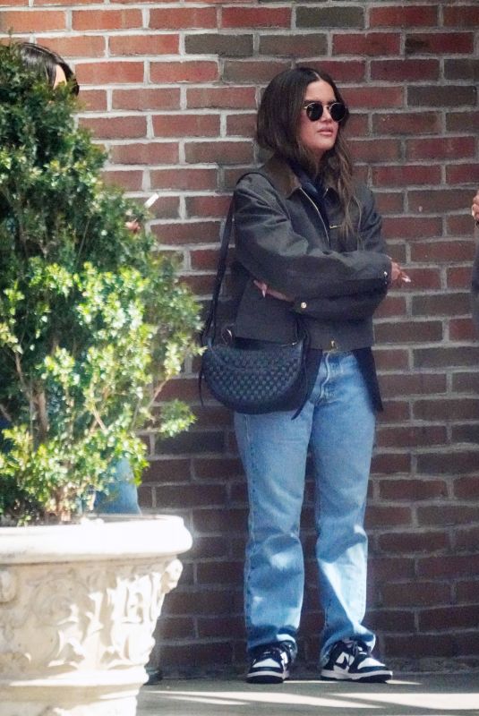 MAREN MORRIS Out for a Smoke Break in New York City 04/08/2025