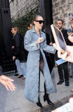 MILEY CYRUS Signing Autographs and Posing for Photos in Paris 04/27/2025