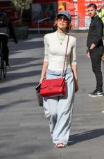 MYLEENE KLSS Leaves Smooth Radio 04/14/2025