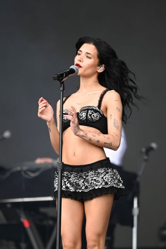 NESSA BARRETT Perfoms at Coca-Cola Sips & Sounds Music Festival 2025 in Austin 03/08/2025