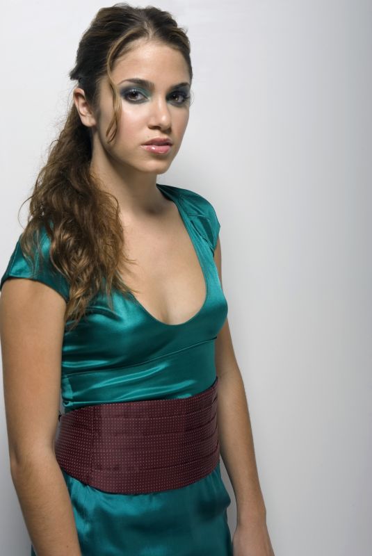 NIKKI REED for LA Confidential 2004