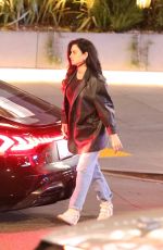 PENELOPE CRUZ Out for a Damily Dinner with Javier Bardem 04/17/2025