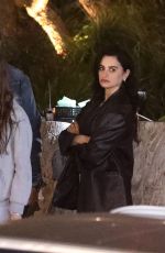 PENELOPE CRUZ Out for a Damily Dinner with Javier Bardem 04/17/2025