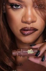 RIHANNA for Fenty Beauty: Gloss Bomb Oil Luminizing Lip Oil 