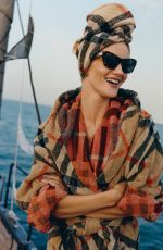 ROSIE HUNTINGTON-WHITELEY for Burberry
