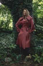 SARAH SNOOK in Vogue Australia, April 2025