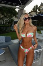 SAVANNAH DELEANE MORRIS - Instagram Photos 04/22/2025