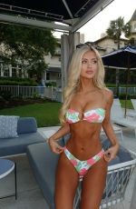 SAVANNAH DELEANE MORRIS - Instagram Photos 04/22/2025