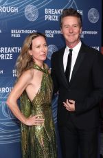 SHAUNA ROBERTSON at 11th Breakthrough Prize Ceremony at Barker Hangar 04/05/2025