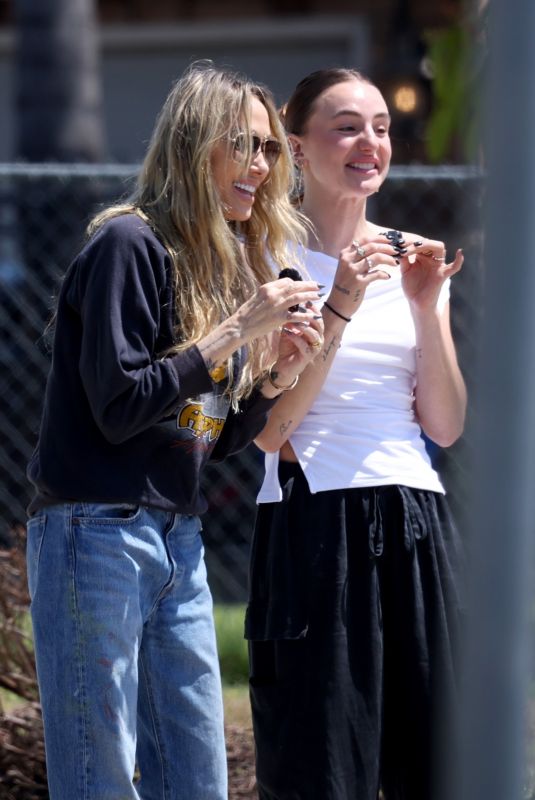 TISH CYRUS Spotted After Ex-husband Billy Rays Romance with Elizabeth Hurley is Revealed 04/23/2025