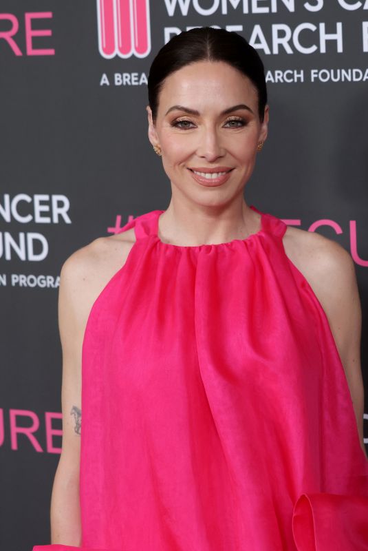 WHITNEY CUMMINGS at An Unforgettable Evening 2025 Gala at The Beverly Hilton in Los Angeles 04/28/2025