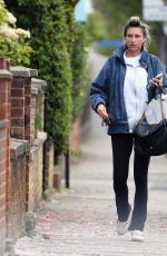 ZARA MCDERMOTT Out in UK After Steamy Snog with Louis Tomlinson in Los Angeles 04/20/2025